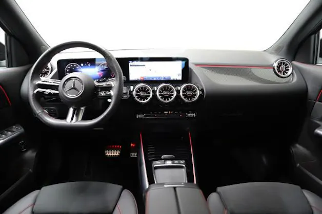 MERCEDES-BENZ GLA 220 4Matic 8G-DCT