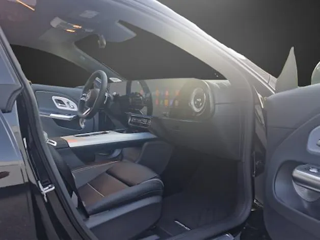 MERCEDES-BENZ CLA SB 220 4M 8G-DCT