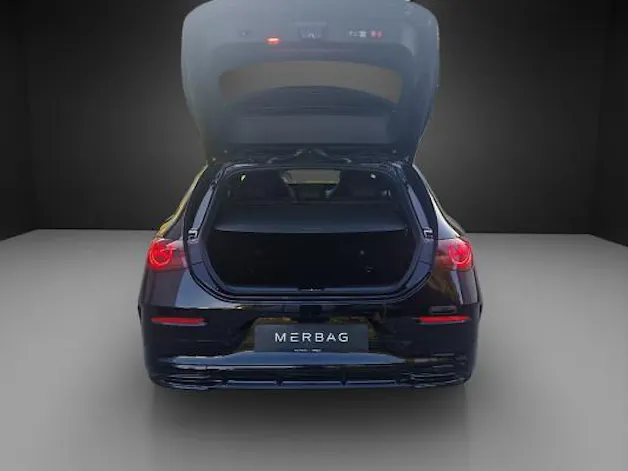 MERCEDES-BENZ CLA SB 220 4M 8G-DCT