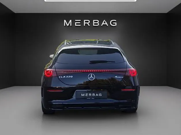MERCEDES-BENZ CLA SB 220 4M 8G-DCT