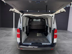 PEUGEOT Expert 50 KWh Pro standard