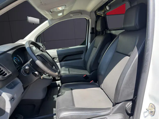 PEUGEOT Expert 50 KWh Pro standard