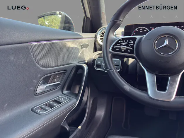 MERCEDES-BENZ A 180 Night Star 7G-DCT