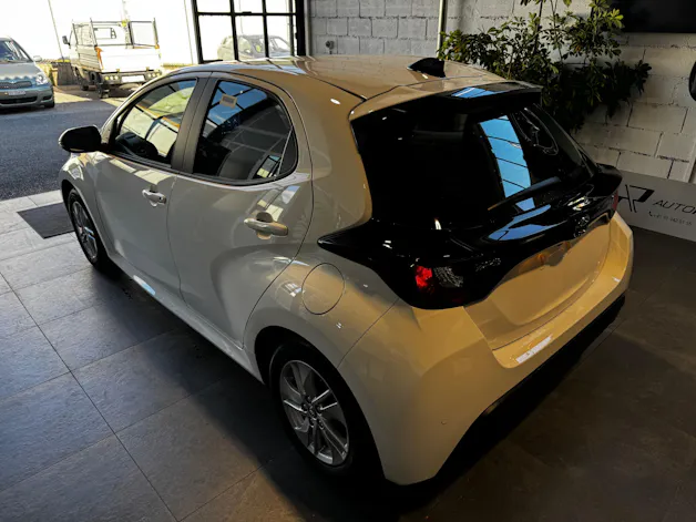 Toyota Yaris 1.5 Comfort e-CVT