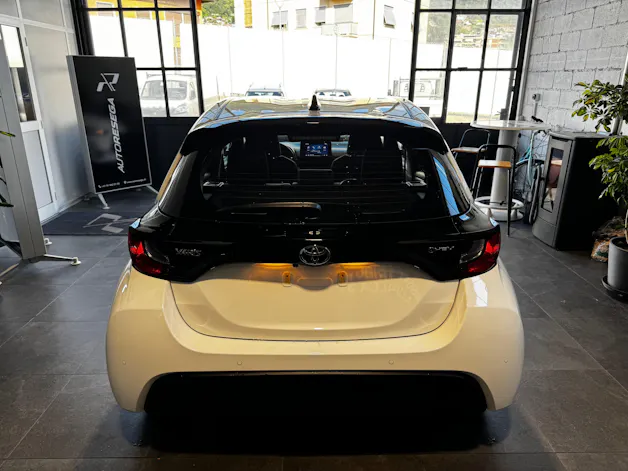 Toyota Yaris 1.5 Comfort e-CVT
