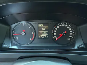VW T6 2.0 TDI Entry
