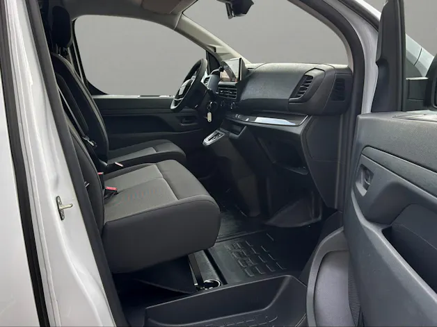 Peugeot Expert 2.2 BlueHDi 150 S&S Standard EAT8