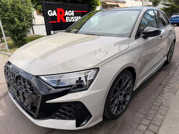 Audi RS3 SPORTBACK 2.5 400 PS TFSI QUATTRO *** RS SCHALENSITZE ***