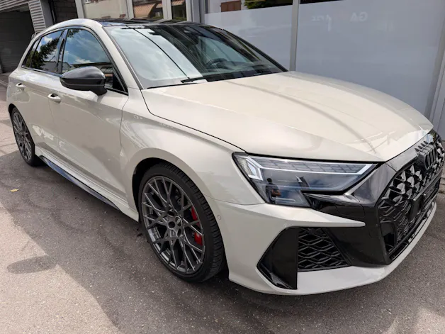 Audi RS3 SPORTBACK 2.5 400 PS TFSI QUATTRO *** RS SCHALENSITZE ***