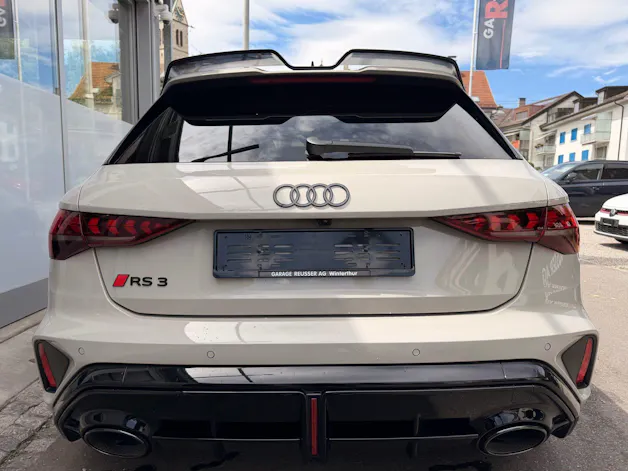 Audi RS3 SPORTBACK 2.5 400 PS TFSI QUATTRO *** RS SCHALENSITZE ***