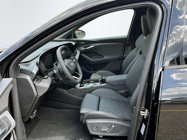 Audi Q6 SUV e-tron quattro 428PS/315kW BEV elektrisch
