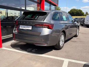 Škoda Octavia Combi 2.0 TDI DSG Selection