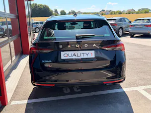 Škoda Octavia Combi 2.0 TDI DSG Selection