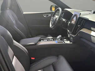 Volvo XC60 T8 eAWD PluginHybrid Ultra Dark Geartronic