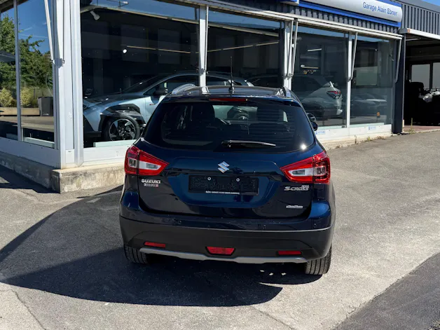 Suzuki SX4 S-Cross 1.4 16V Compact Top 4WD Automatic
