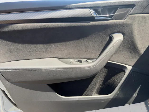 SKODA Superb 2.0 TSI SportL 4x4