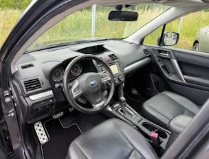 Subaru Forester 2.0XT Luxury Lineartronic