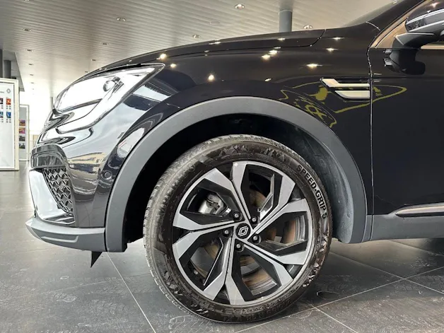 Renault Arkana 1.6 E-Techno