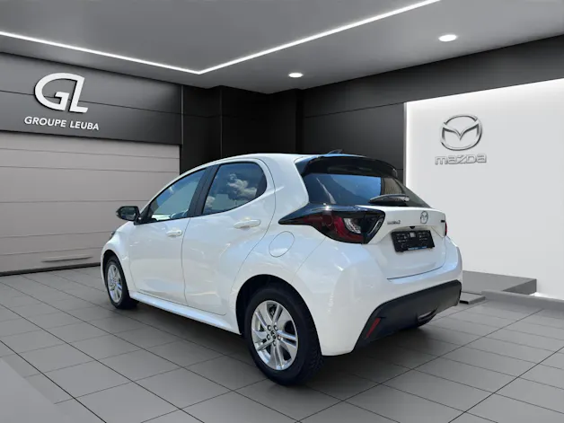 Mazda 2 Hybrid Centre-line