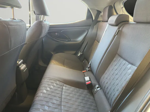 Mazda 2 Hybrid Centre-line