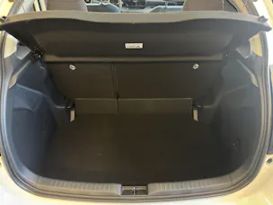 Mazda 2 Hybrid Centre-line