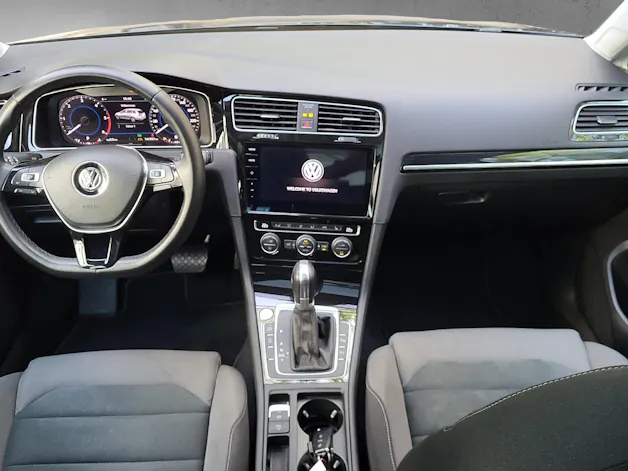 VW Golf Variant Highline 2.0TDI 150PS DSG 4Motion