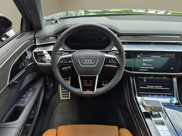 Audi A8 60 L TFSI e quattro tiptronic