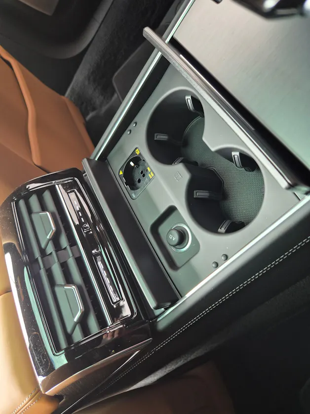 Audi A8 60 L TFSI e quattro tiptronic