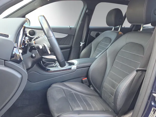 Mercedes-Benz GLC 200 AMG Line 4Matic 9G-Tronic