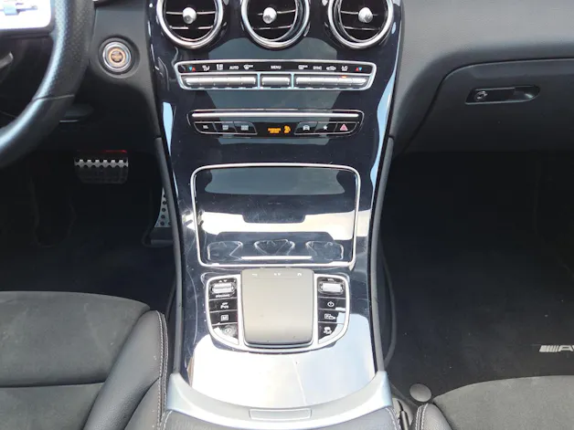 Mercedes-Benz GLC 200 AMG Line 4Matic 9G-Tronic