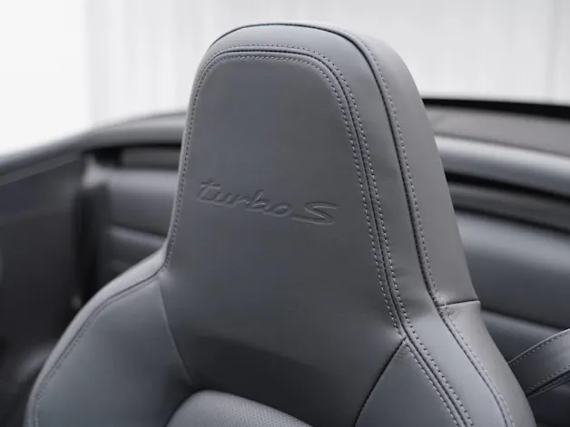Porsche 911 Turbo S Cabriolet