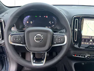 Volvo XC40 2.0 B4 MH Black Edition