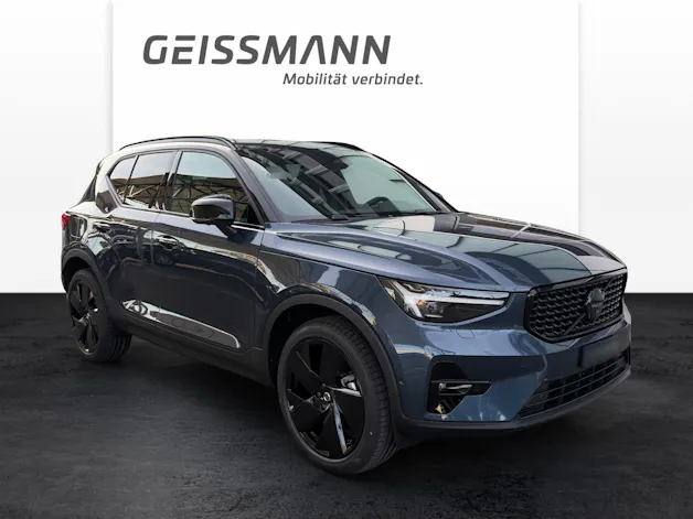 VOLVO XC40 2.0 B4 MH Black Edition