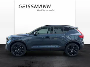 Volvo XC40 2.0 B4 MH Black Edition