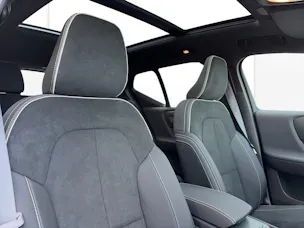 Volvo XC40 2.0 B4 MH Black Edition