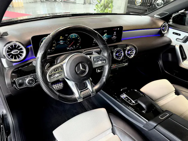 Mercedes-Benz A 200 AMG Line 7G-DCT