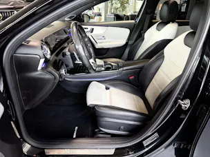 Mercedes-Benz A 200 AMG Line 7G-DCT