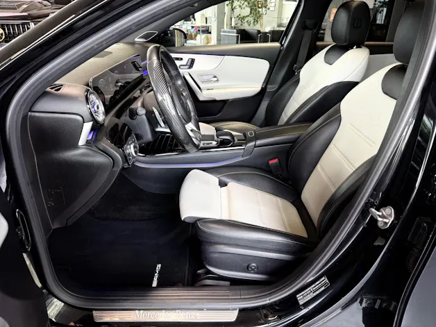 Mercedes-Benz A 200 AMG Line 7G-DCT