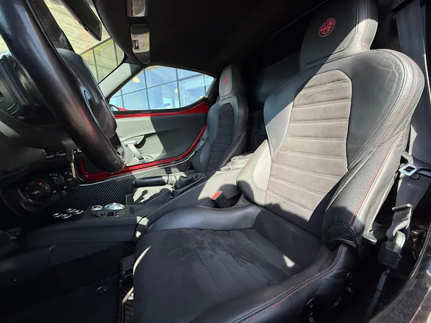 Alfa Romeo 4C 1750 TBi TCT
