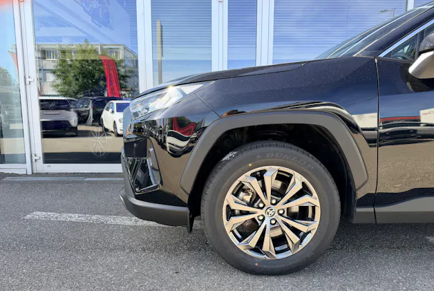 Toyota RAV-4 2.5 HSD Trend e-CVT