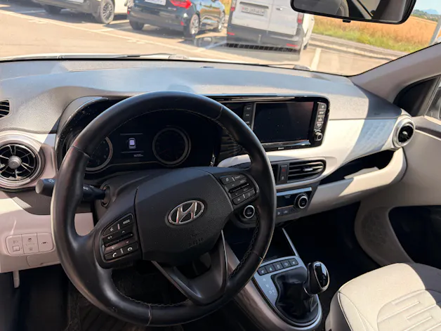 Hyundai i10 1.2 Vertex Automat