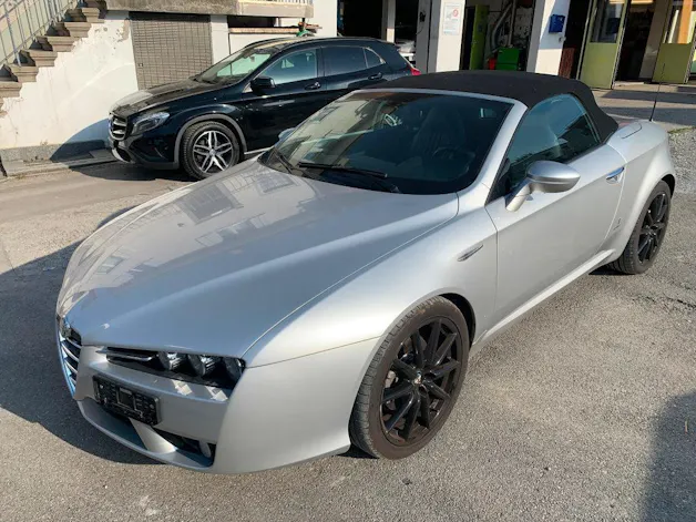 Alfa Romeo Spider 2.2 JTS
