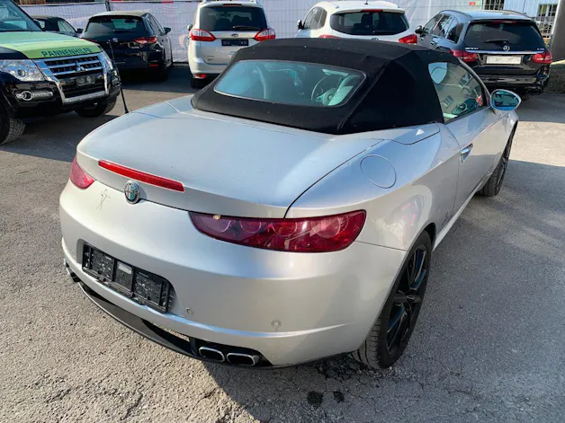 Alfa Romeo Spider 2.2 JTS