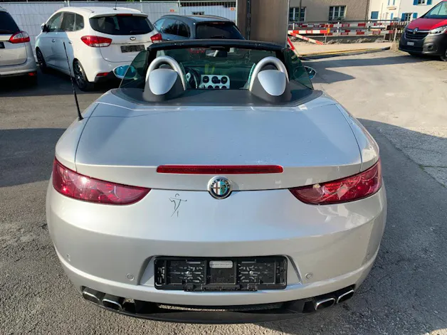 Alfa Romeo Spider 2.2 JTS