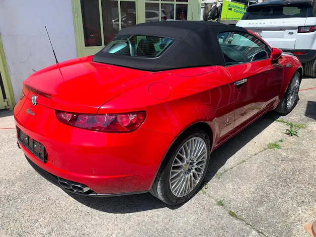Alfa Romeo Spider 2.2 JTS
