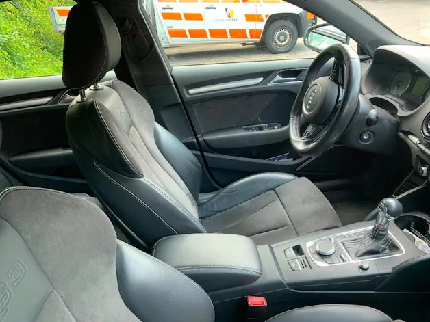 Audi S3 Sportback 2.0 T FSI quattro S-Tronic