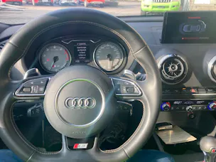Audi S3 Sportback 2.0 T FSI quattro S-Tronic