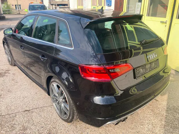 Audi S3 Sportback 2.0 T FSI quattro S-Tronic