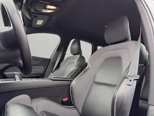 Volvo XC60 2.0 B5 MH R-Design AWD