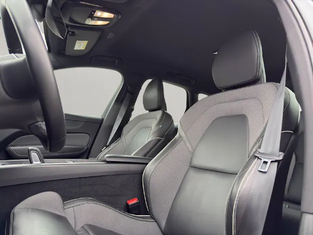 Volvo XC60 2.0 B5 MH R-Design AWD